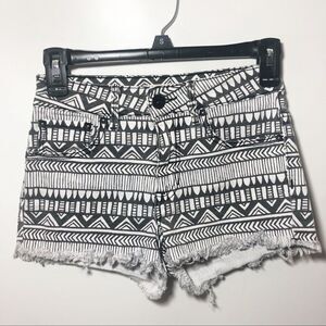 Bullhead high rise shorts size 1 junior Mom